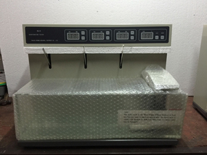 Equipo de Laboratorio Farmacéutico, Probador de Desintegración de Tabletas y Cápsulas BJ-3 con 3 Cestas de Prueba - Product Image 4
