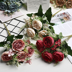 Bouquet de pivoines artificielles Lichao, 4 têtes, fleurs en soie, décoration de mariage, décoration de la maison, accessoires de photographie, réutilisables - Product Image 1