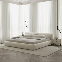 Lit double King & Queen Size en tissu mat crème doux, écologique, style Wabi-Sabi italien moderne, avec cadre en bois de bouleau