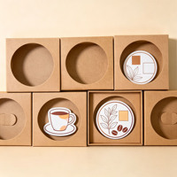 Boîte pliante carrée en papier kraft mat personnalisable avec fenêtre et poignée, impression quadricolore, support magnétique pour réfrigérateur extérieur