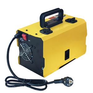 Machine à souder <span class=keywords><strong>MIG</strong></span>-700 multifonctionnelle portable intelligente 3 en 1 sans gaz à bas <span class=keywords><strong>prix</strong></span>, fabriquée en Chine - Product Image 5