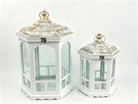 Lanterne à bougie hexagonale blanche vieillie avec dessus en métal doré antique, lanterne décorative en verre pour la décoration de la maison, des mariages et des événements