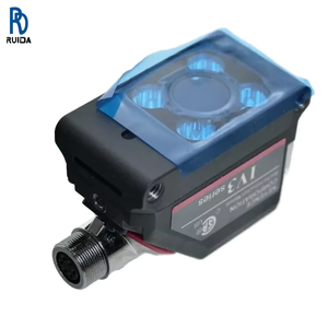 Capteur de reconnaissance d'image couleur compact Keyence IV3-G500CA avec indice de protection IP67, unité d'extension de sortie relais Keyence KV-E8R 8 - Product Image 1