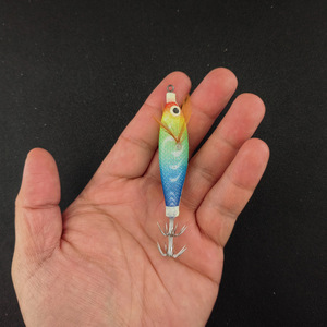 Señuelo de pesca de calamar de hundimiento lento con falda luminosa y anzuelo para aguas poco profundas - Product Image 3