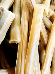 Snack per Cani all'Ingrosso: Bastoncini di Cuoio Pressato al Gusto Rawhide, Durevoli per Masticare e come Premio per l'Addestramento - Product Image 3