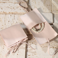 Kantong Perhiasan Mikrofiber Suede Tali Serut Tas Hadiah Kalung Anting Cincin Kantong Penyimpanan Souvenir Pernikahan MOQ 1 PC Pengiriman Cepat