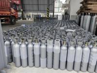 Cilindro de CO2 Industrial Personalizado de Plata de 8L de Alta Presión sin Costuras, Cilindro de Gas Dióxido de Carbono de Alta Calidad y Precisión