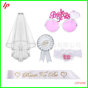 Ensemble de cinq accessoires pour future mariée : voile, lunettes, ceinture, jarretière – Cadeau de mariage - Product Image 2