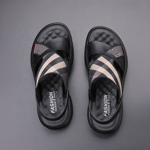 Sandales d'été pour hommes 2026, nouveau style, tongs décontractées, chaussures de sport à semelle souple, chaussures de plage à coussin d'air pour hommes, pantoufles tendance - Product Image 3