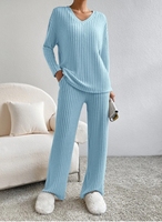 Nouvel ensemble tricoté décontracté pour femme, coupe droite, col en V, avec pantalon ample, collection automne 2026