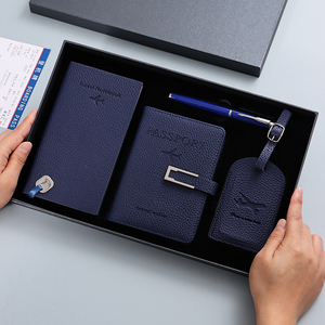 Set Regalo GF Factory con Porta Passaporto in Pelle PU Personalizzato, Etichetta <span class=keywords><strong>per</strong></span> Valigia, Taccuino da Viaggio e Penna - Product Image 1