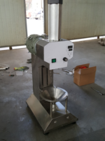 Machine à peler les noix de coco automatique commerciale à succès avec fonction anti-perforation, haute efficacité, rapide et sûre pour l'élimination de la peau de noix de coco HJ-CAX5