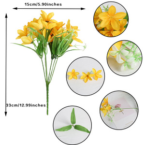 Centrotavola per Matrimoni e Decorazioni per la Casa, Fiori di Giglio in Seta Bianca, Bouquet Artificiale con 6 Steli - Product Image 6