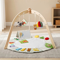 Portique d'activités triangulaire en bois transfrontalier avec pendentifs animaux en peluche pour nourrissons et nouveau-nés, stimulation multisensorielle