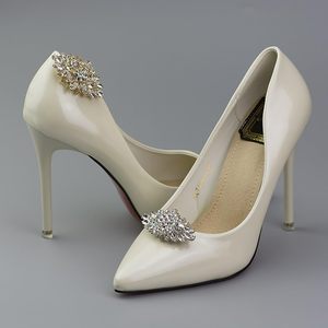 Clips Decorativos para Zapatos de Tacón Alto, Extraíbles, con Diseño de Hoja Tridimensional de Doble Capa, para Bodas, Fiestas y Eventos - Product Image 3