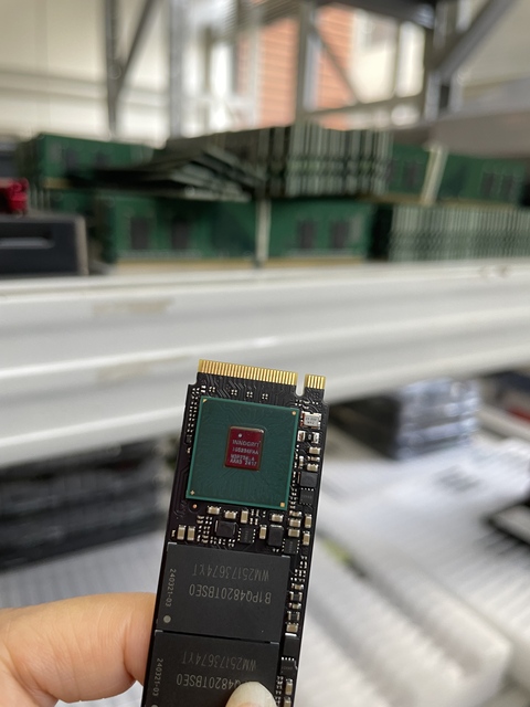 PCIe 4.0 NVMe M.2 SSD High Speed Gaming SSD 1TB 2TB for PS5 Gaming PC and High Performance Workstation
