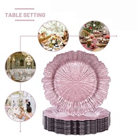Assiettes de présentation décoratives en plastique incassable rose de 13 pouces, en gros, pour la décoration de fêtes prénuptiales et de mariages
