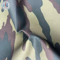 Tessuto in Poliestere/Cotone Twill Verde Giungla, Traspirante e Resistente, Ecologico, 195gsm, per Uso in Zone Tropicali