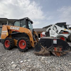 CASE SR200 Skid Steer Loader High-Efficiency Skid Loader Advanced Features for Enhanced Productivity <b>Snow</b> Removal & Landscaping - Product Image 6