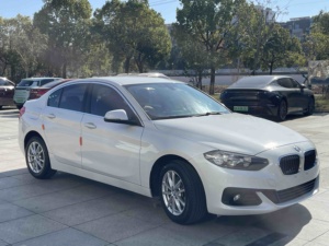 Venta al por Mayor de Autos Usados <span class=keywords><strong>BMW</strong></span> <span class=keywords><strong>Serie</strong></span> <span class=keywords><strong>1</strong></span> <span class=keywords><strong>2018</strong></span> 118i Sport Sedan, Inventario de Concesionario, Sedán para Exportación, Autos de <span class=keywords><strong>Segunda</strong></span> <span class=keywords><strong>Mano</strong></span> - Product Image 6