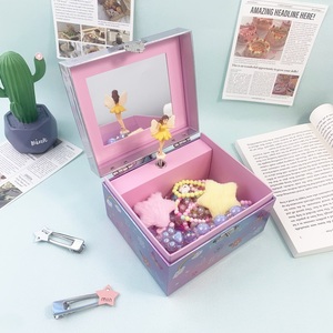 Joyero de papel de mariposa holográfica ecológico, caja de música de regalo Musical con manivela manual para regalos de niños - Product Image 4