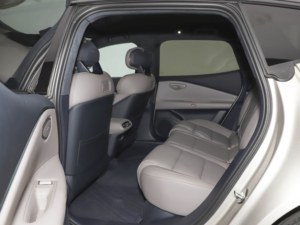 Nuevo Auto Lynk & Co Z10 Modelo 2024, 95kWh, 702km Ultra, Sedán de 5 Plazas, Vehículo Eléctrico Puro, R21, Volante a la Izquierda, Básico - Product Image 6