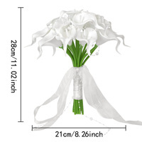 Bouquet de demoiselle d'honneur en fleurs artificielles en soie, lys blancs, lys calla ivoire, lys calla effet toucher réel et bouquet de perles