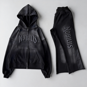 Tuta Personalizzata <span class=keywords><strong>con</strong></span> Stampa 3D in Rilievo, Felpa <span class=keywords><strong>con</strong></span> <span class=keywords><strong>Cappuccio</strong></span> e Pantaloni a Gamba Larga in Cotone Pesante Effetto Lavaggio Acido, Set Due Pezzi Streetwear - Product Image 4