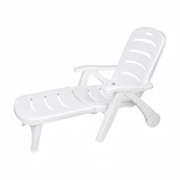 Piscine mobilier d'extérieur chaises de plage chaises longues en plastique
