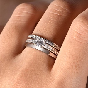 LINNA 0,4 CTW 925 Sterling Silber Platinbeschichtet Brillantschliff Moissanit Doppelreihiger Pavé Herren Damen Verlobungs- und Ehering - Product Image 5