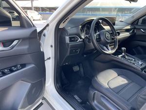 MAZDA <span class=keywords><strong>CX5</strong></span> 2024 USADO, 2.0L, AUTOMÁTICO, 2WD, EDICIÓN COMFORT, 5 PUERTAS, 5 ASIENTOS, SUV DE GASOLINA, 155 CV, INHALACIÓN NATURAL, COLOR BLANCO CON NEGRO - Product Image 6