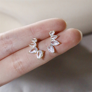 Lakol EP6053 Boucles d'oreilles à tige épaisse en zircon pour femmes et filles - Product Image 3