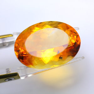 Pierre précieuse citrine jaune de 2,83 carats ovale Citrine en vrac du Brésil Ge