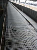 Nouveau plancher de volaille anti-fuite en plastique PP blanc 1200*500mm avec poutres en PRV, facile à nettoyer, pour ferme