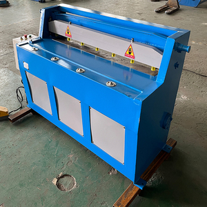 Cisaille mécanique professionnelle motorisée de 4 mm pour tôles, 2000 mm, pour la fabrication de conteneurs et de boîtes - Product Image 5