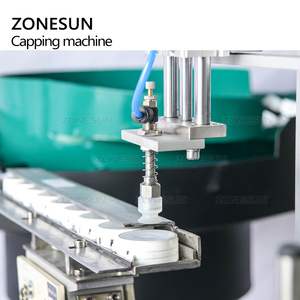 Zonesun เครื่องอัดเม็ดพลาสติกอัตโนมัติพร้อมที่ป้อนแบบสั่นสำหรับเคี้ยวหมากฝรั่งขวดลูกอมเคี้ยวหมากฝรั่ง - Product Image 2
