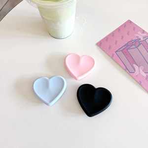 New Design In-stock Pure Color 3D <b>Silicone</b> <b>Rubber</b> Heart-shaped Minimalist Desktop airbag Retractable Stand - Product Image 4