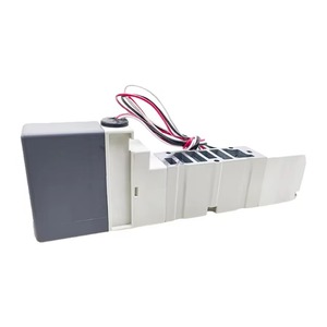 Válvula Solenoide Serie VQ VQ1000-FPG-C6C6-D para Aplicaciones Industriales y de Automatización - Product Image 1