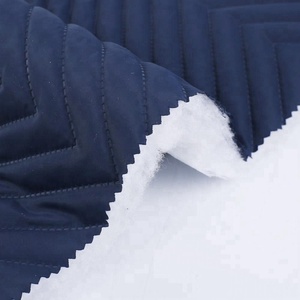 Tela Acolchada 100% Poliéster Impermeable y Resistente al Viento para Chaquetas de Hombre y Mujer, Hecha en Vietnam - Product Image 5