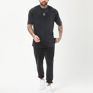 Vente en gros T-shirts vintage délavés à l'acide surdimensionnés pour hommes T-shirts vintage décontractés vierges avec logo imprimé personnalisé pour hommes - Product Image 3