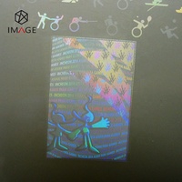 Pochettes holographiques pour cartes d'identité de grandes tailles avec différentes images