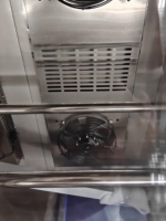 Armoire de séchage de canards à grande capacité, 3 portes, refroidissement par air 360° ° Système de réfrigération circulante en acier inoxydable 201 pour usage en restauration