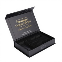 Boîtes cadeaux rigides personnalisées noires à couvercle magnétique, en papier d'art avec pelliculage mat, gaufrage, revêtement UV et doublure en éponge pour emballage de rangement