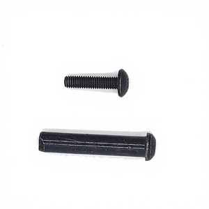 Perno de Acero de Clase 4 con Cabeza Hexagonal, Rosca UNC Macho-Hembra, Óxido Negro, con Tuercas y Arandelas - Product Image 3