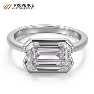 แหวนทองคำขาวแท้ 18k จาก Provence Jewelry ดีไซน์ทันสมัยแบบ Bezel Setting ประดับเพชรทรง Emerald Cut น้ำหนัก 1.5 กะรัต เหมาะสำหรับผู้หญิง เป็นแหวนหมั้น - Product Image 1