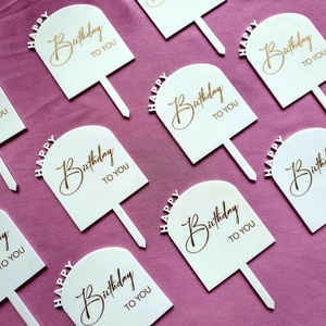 ของตกแต่งเค้กวันเกิดรูปน้ำผึ้งและน้ำตาลหวาน พร้อมปลั๊กเสียบอะคริลิคฟอยล์สีทอง อุปกรณ์ตกแต่งเค้กสำหรับงานเลี้ยงวันเกิด - Product Image 1