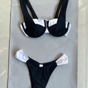 ชุดว่ายน้ำวันพีซสำหรับผู้หญิงลายพิมพ์ดอกไม้แบบเรียบหรู พร้อมระบายชายกระโปรงและสายสปาเก็ตตี้แบบมีโครง - Product Image 1