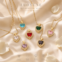 LUOYUNE Collier Cœur Exquis Plaqué Or 18K avec Pendentif Délicat en Cristal Pavé de Strass, Bijou Bohème Tendance pour Mariage et Fête