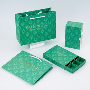 Cajas de Lujo con Diseño de Pavo Real Verde para <span class=keywords><strong>Bombones</strong></span> con Bolsa de Papel a Juego para Empaque de Regalo Premium Personalizado - Product Image 2