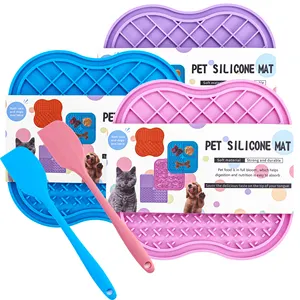ManufacturersCustom Customer Patterned Lick Mat Silicone Pet Dog Accessories Eating Slow Licking Pad With Scrapper Lick Mat